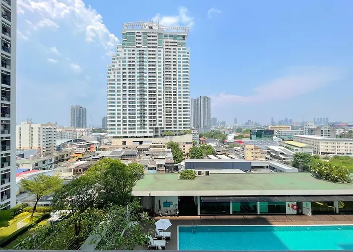 Near Bts L View L Pool And Gym * 曼谷